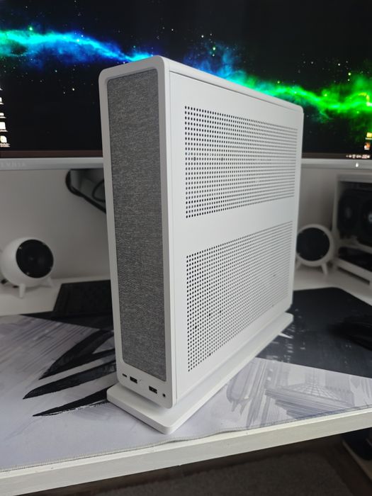 Carcasa ITX Fractal Ridge