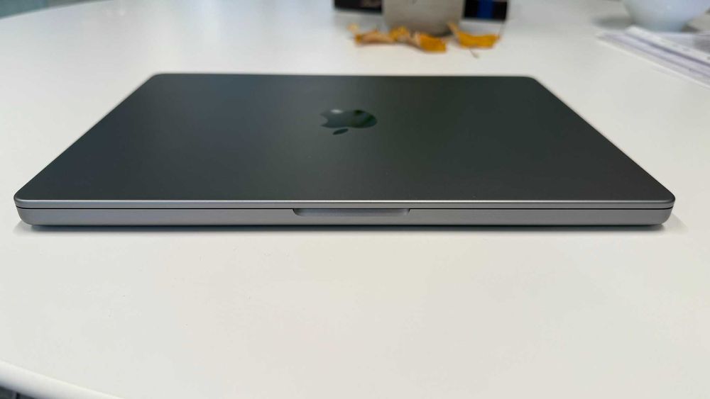 MacBook Pro 14" M1 Pro (2021), 16GB RAM, 512 GB