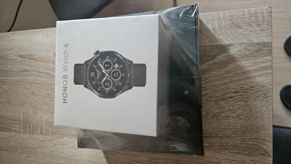 Honor Magic V6 нов