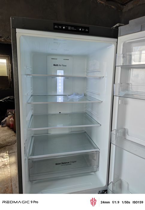 LG холодильник продам