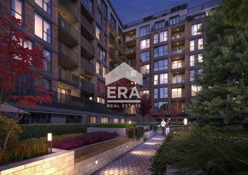 Двустаен апартамент за продажба в луксозна бутикова сграда, Център, до