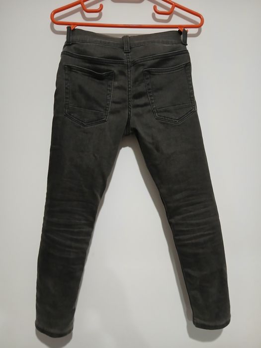 Blugi marca C&A slim fit push up adolescenti masura 36 in stare perfecta
Dimensiuni
- talia 70 - 75 cm
- lungimea 95 cmI