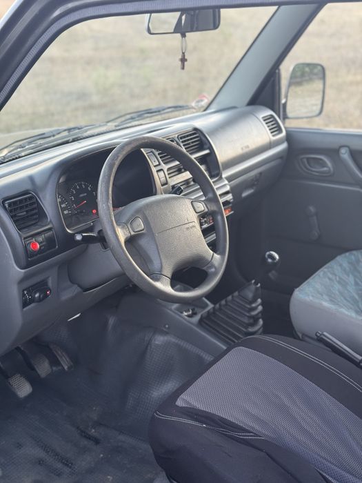 Suzuki Jimny 1.3Benzima Led
