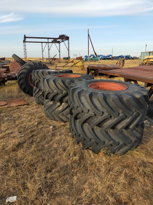 Продам резину на Енисей 1200