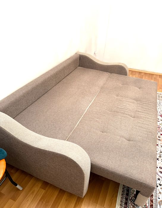 Продам диван в отличном состоянии