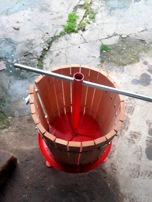 Гроздомелачка, почти нова.