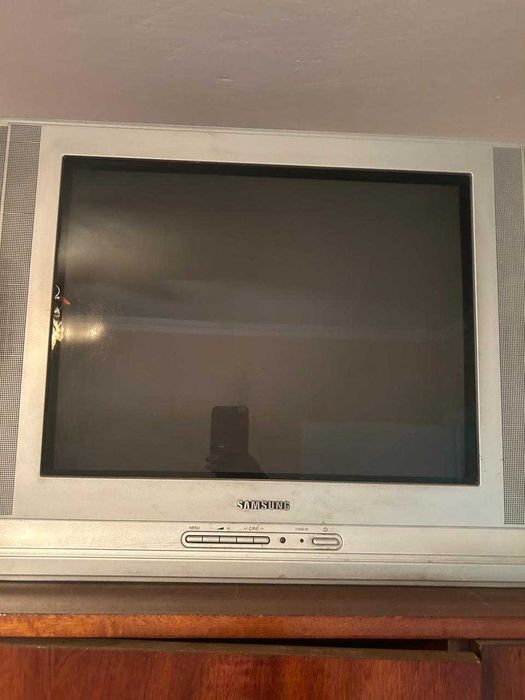 Телевизор самсунг