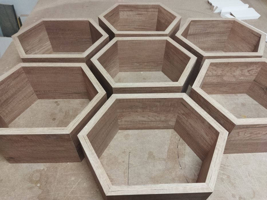 Етажерка пчелна пита,шестоъгълник ,полица,рафт ,декорация