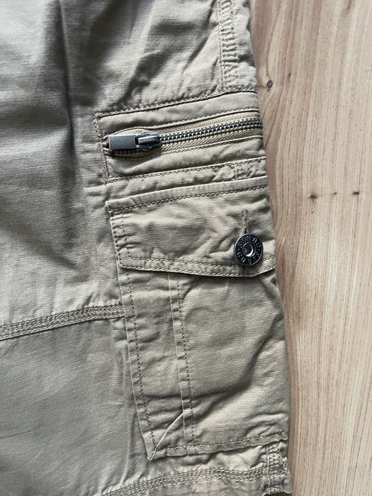 GUESS Cargo  / мъжки къс карго панталон W34