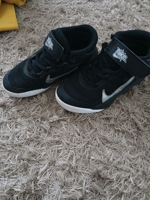 Adidasi mărimea 39 nike