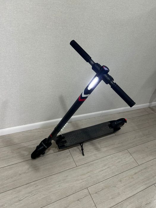 Продам самокат электрический