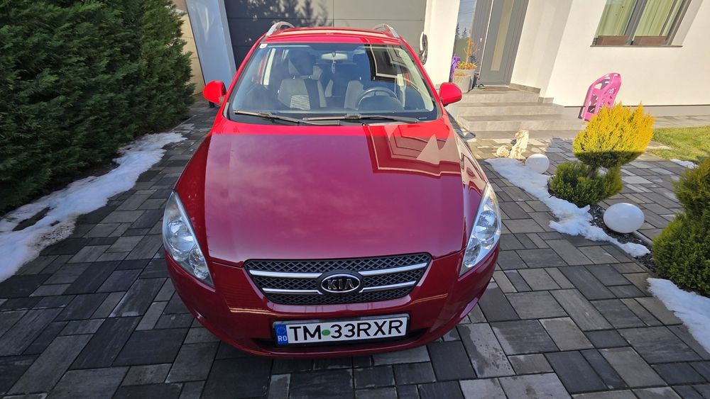 Vand Kia Ceed 1.4 Benzina Inmatriculata Ro