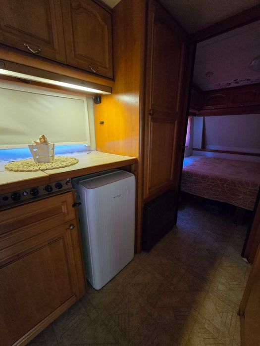 Стационарна каравана на къмпинг