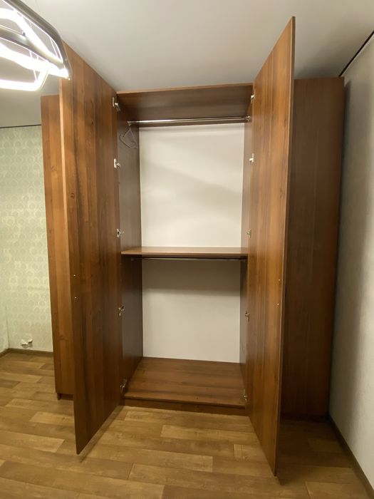 Продам шкаф как новый
