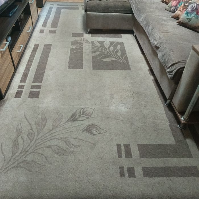Продам ковер напольный б/у