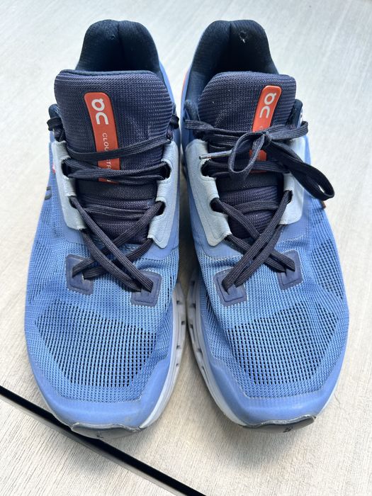 Adias on cloud running 42,5/ 27 cm