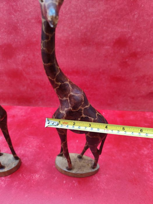 pereche girafe din lemn