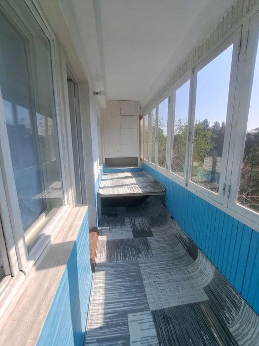 3 Xonalik kvartera sotiladi