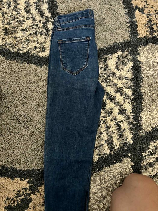 Дънки и блуза с полу-ръкав