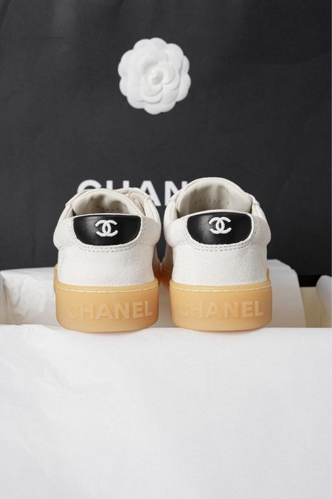 Adidasi Chanel s26