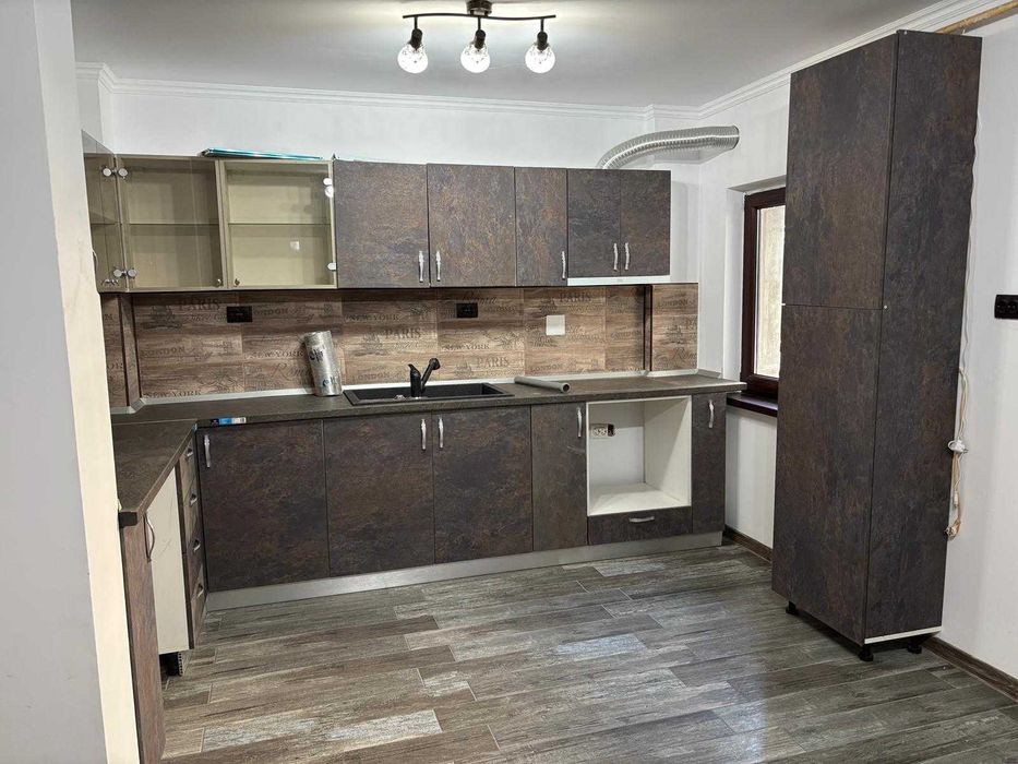 Ap  vanzare,inchiriere 3 camere parter progresu renovat complet