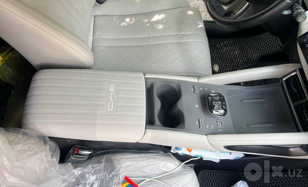 BYD Yuan Up — силиконовые накладки на крышку бара