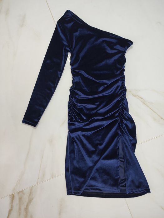 Rochie din catifea bleumarin