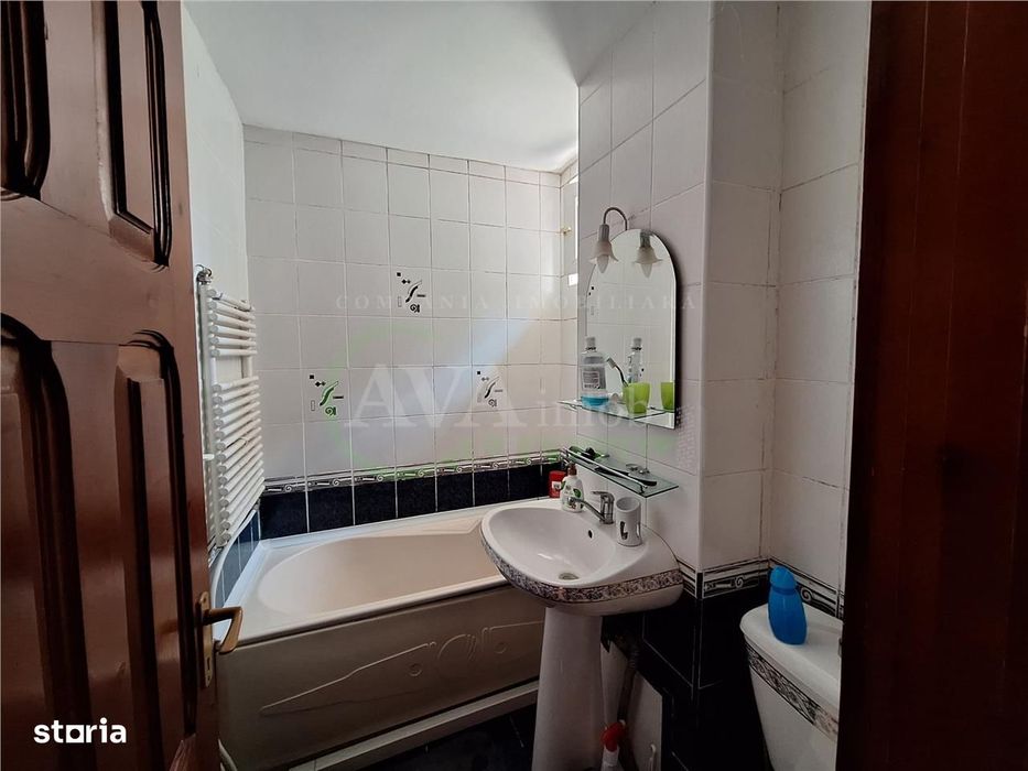 Apartament 3 camere semidecomandate etaj 3,Banca Nationala