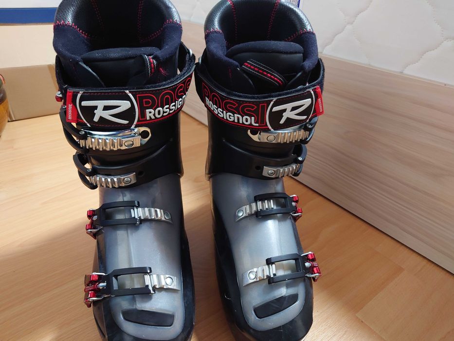 Ски обувки Rossignol Alias 43-45 и Lowa LC4 36-38.