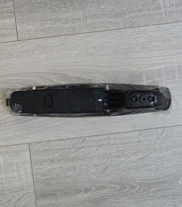 Comutator electric geam Renault Scenic / Megane MK3 (2009–2016)