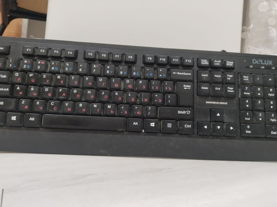 Клавиатура Delux