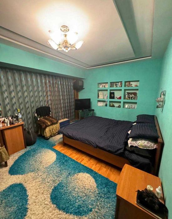 Продается квартиру Центр  Ц1 4комнатная  114м2