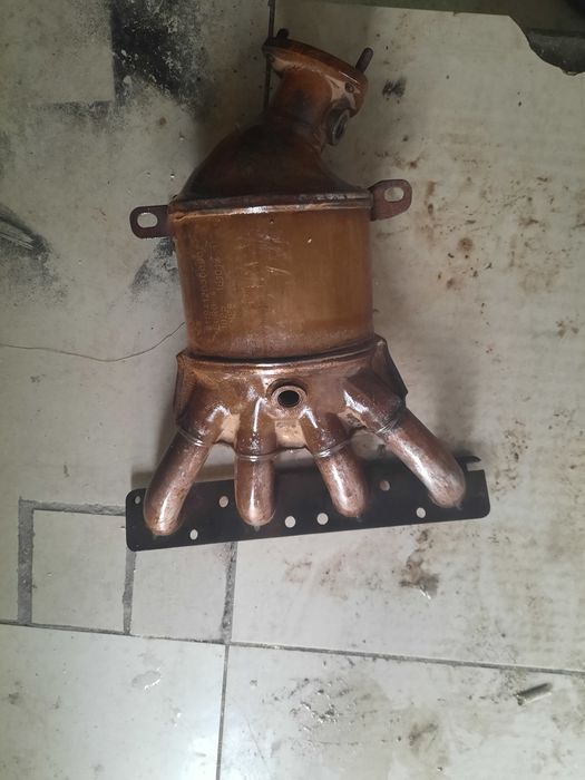 Продам  стингер и катализатор на приору