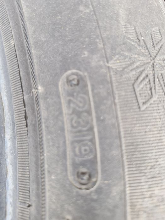 Anvelope 245/50 R 18