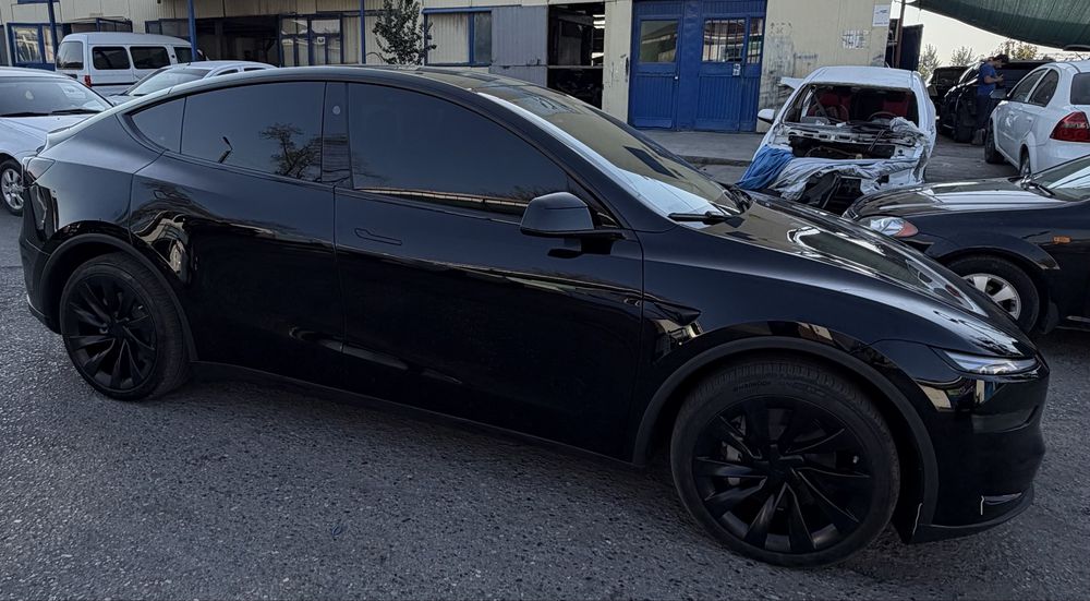 Tesla model Y (Juniper)
