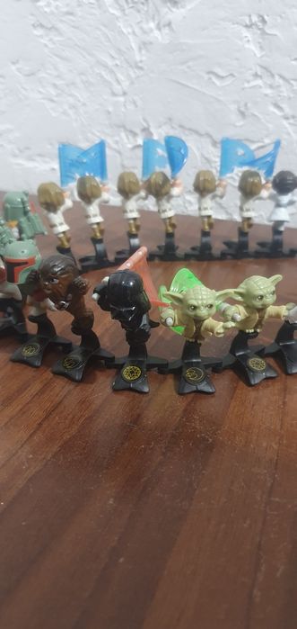 Продам киндер звездные воины