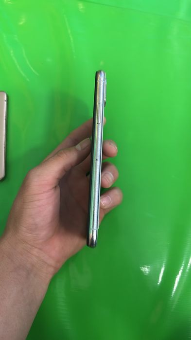 iPhone X сатылады