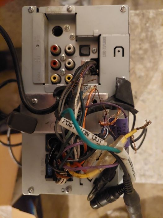 Продам автомагнитолу