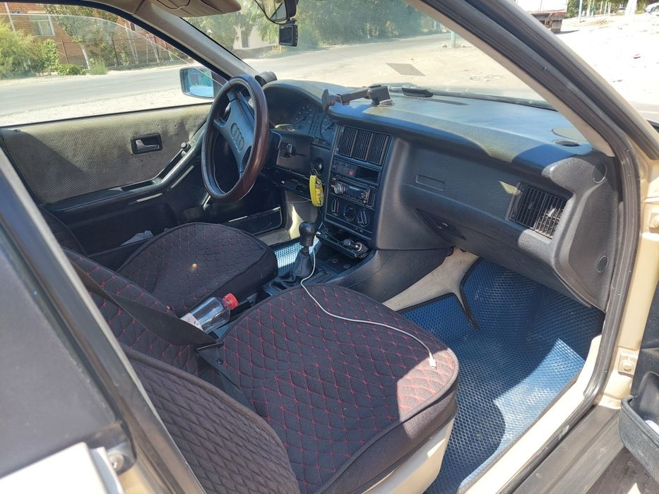 Ауди б 4 срочно сатылады