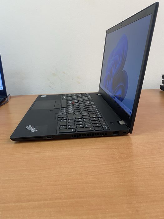 LENOVO  ThinkPad