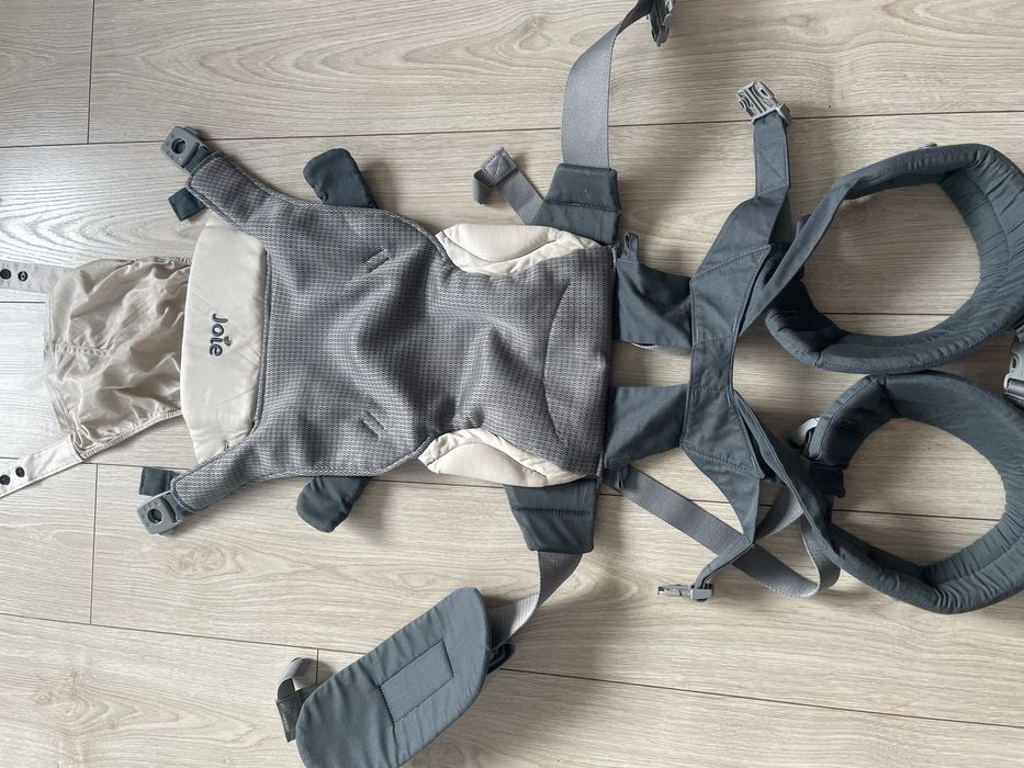 Marsupiu Joie ergonomic Savvy