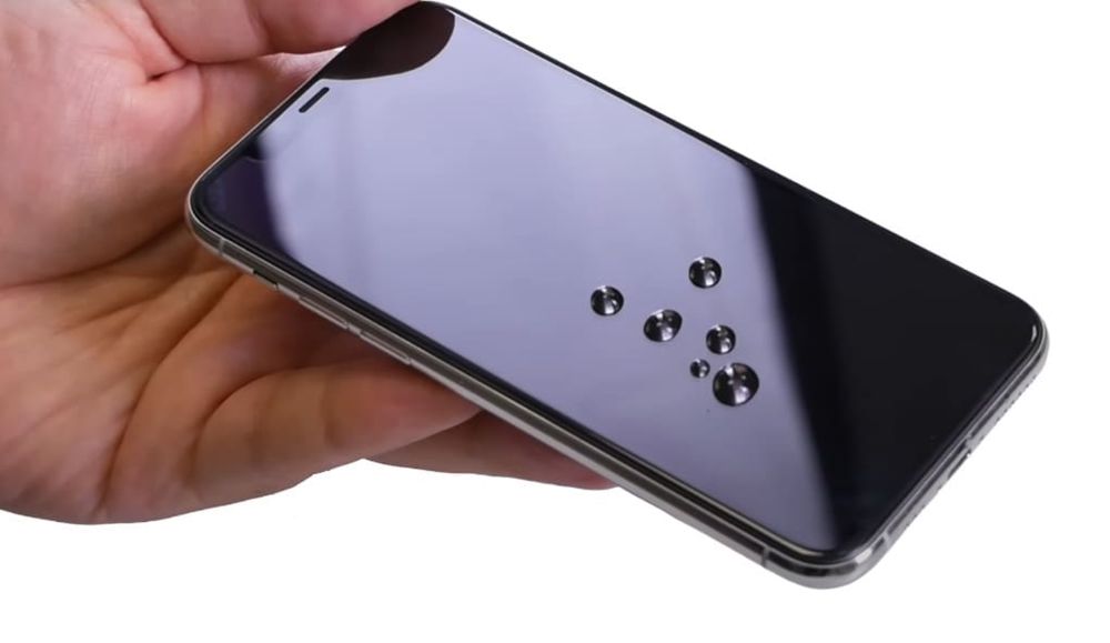 Полировка телефонов и часов Apple