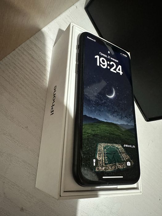 Iphoen XR 64 GB black