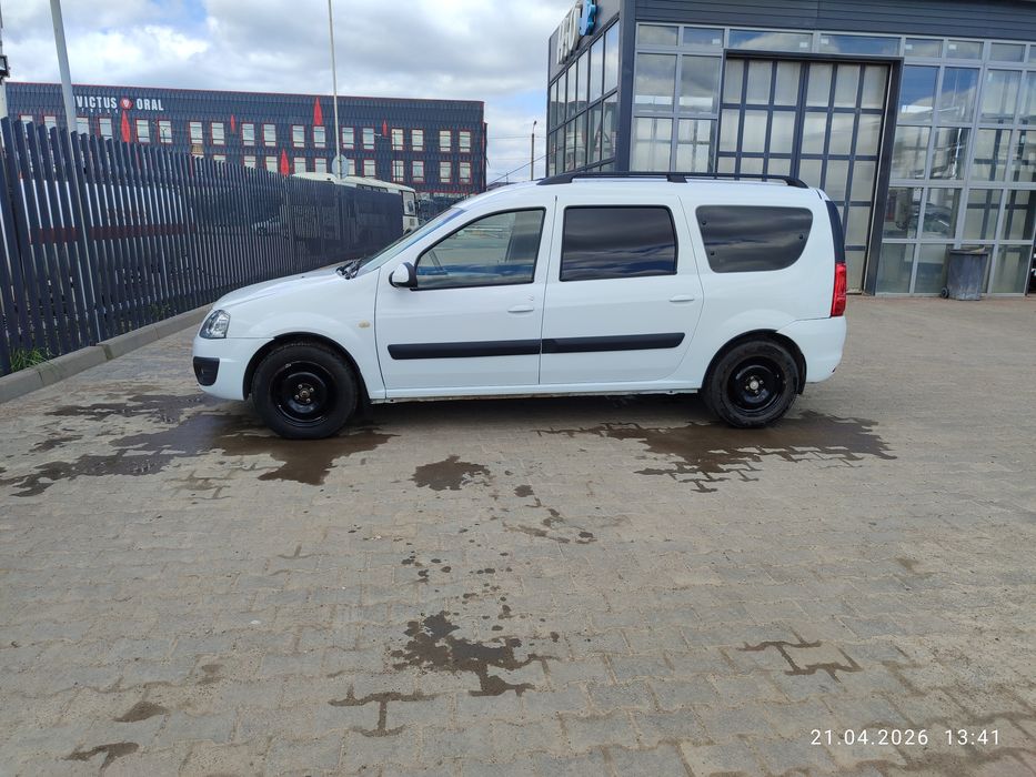 Ларгус продам в отличном сост.