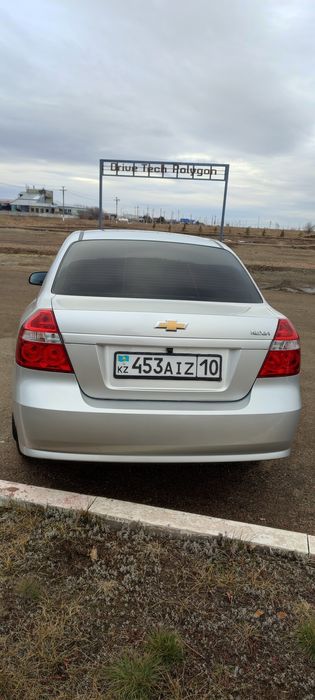 Продам хорошую машину