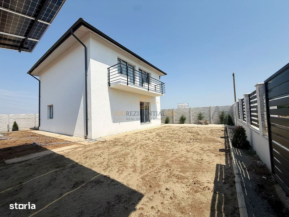 Vila Individuala Moderna / 4 Camere / 2 Bai / Panouri Solare