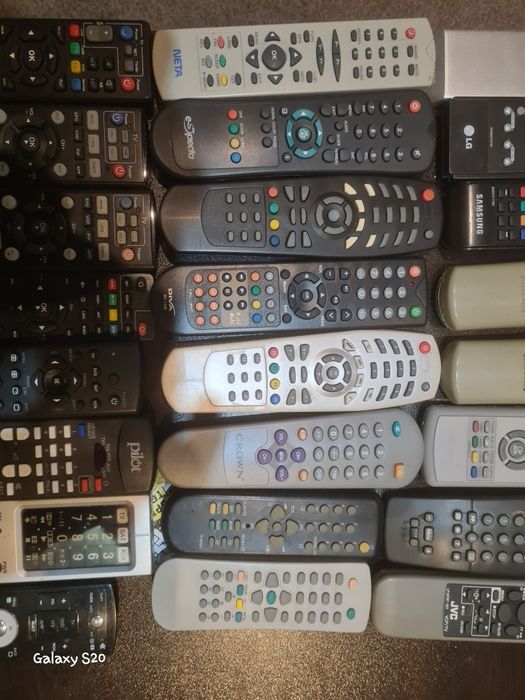 Продавам дистанционни