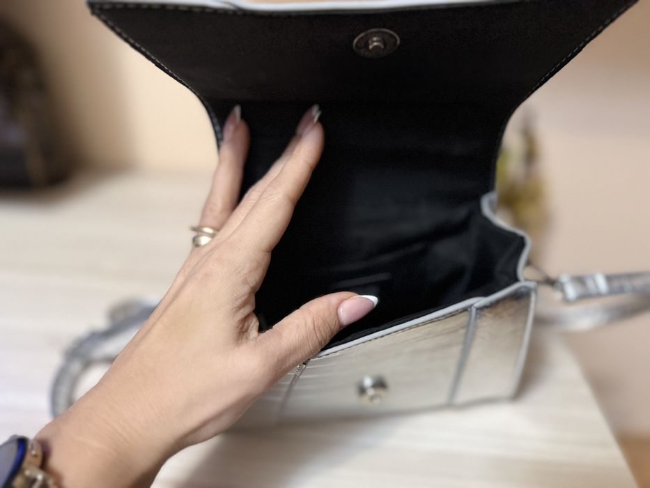 Стилни дамски чанти