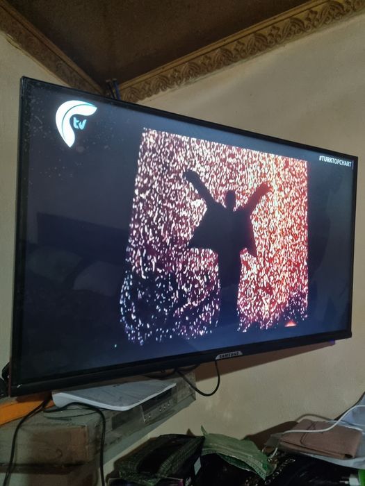 Телевизор 32 самсунг Led