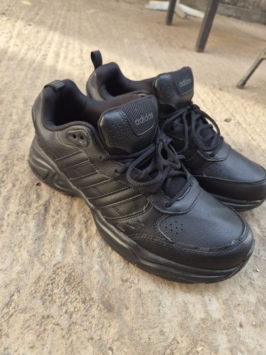 Adidasi adidas marimea 44
